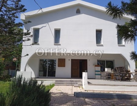 For Sale, Four-Bedroom Detached House in Nisou