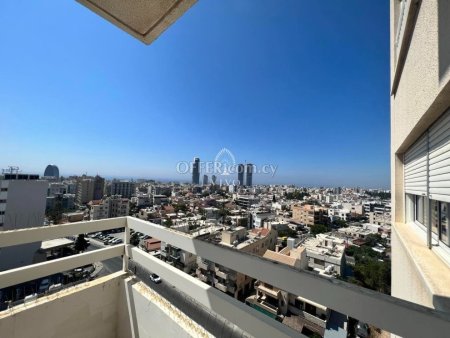 THREE BEDROOM APARTMENT OF 164 SQ FOR SALE WITH OPEN CITY AND SEA VIEW