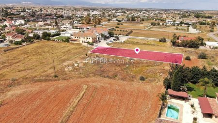 Residential field in Kokkinotrimithia Nicosia. - 1