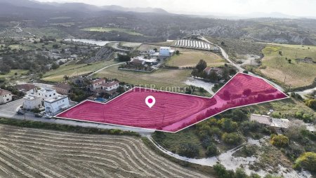 Residential Field in Kampia Nicosia
