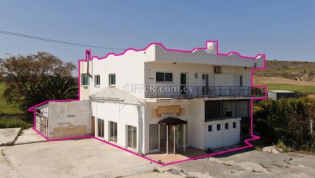 Mixed use building in Kato Deftera Nicosia - 1