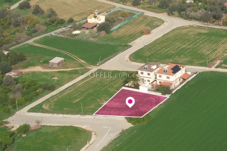 Residential Plot in Panagia Evangelistria Dali