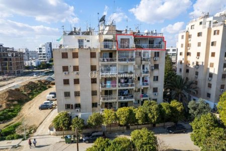 Three bedrooms apartment in Strovolos Nicosia - 1