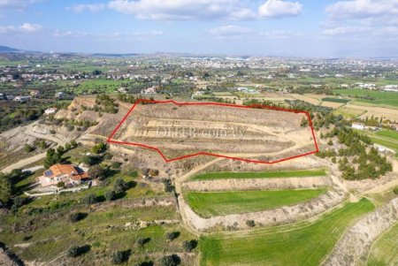 Residential field in Pera Nicosia