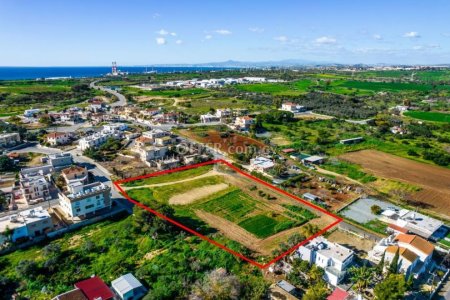 Shared residential field in Ormideia Larnaca