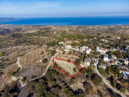 Residential field in Kynousa Paphos - 1