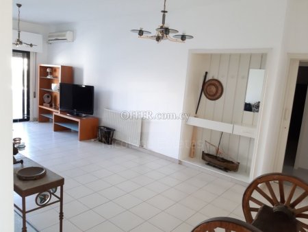 Spacious Three Bedroom Apartment in Acropoli Nicosia