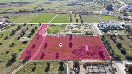 Share of Field in Tseri Nicosia - 4