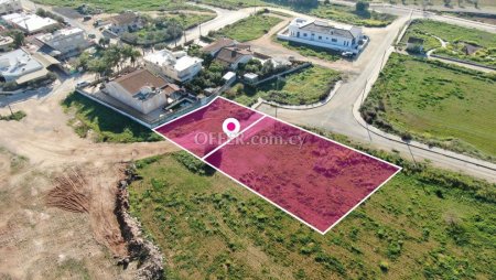Two adjoining residential fields in Kokkinotrimithia Nicosia - 5
