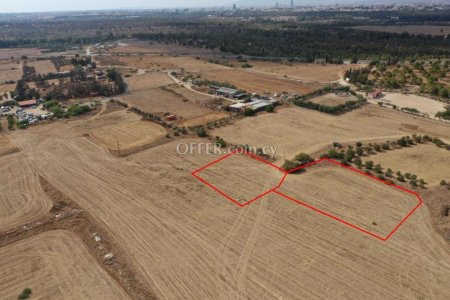 Two shared residential fields in Geri Nicosia - 3