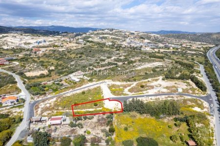 Residential plot under division in Agios Tychonas Limassol - 3