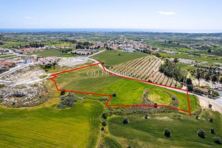 Shared residential field in Anafotida Larnaca - 5