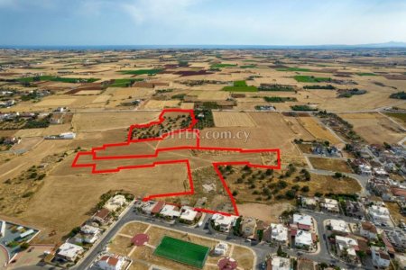 Residential fields in Avgorou Famagusta - 4