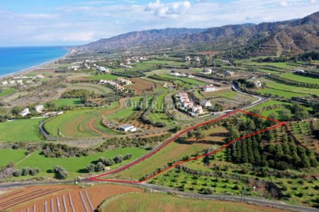 Tourist field in Argaka Paphos - 2