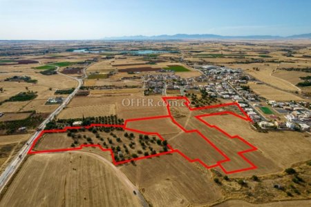 Residential fields in Avgorou Famagusta - 3