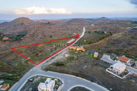 Residential field in Analiontas Nicosia - 2