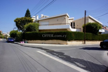 4 bedroom house in Apostoloi Petros and Pavlos Limassol - 8