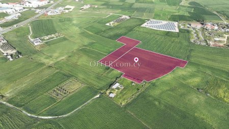 Fields in Aradippou Larnaca - 2
