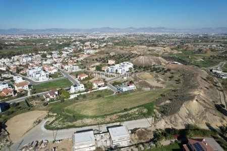 Residential development field Tseri Nicosia - 2