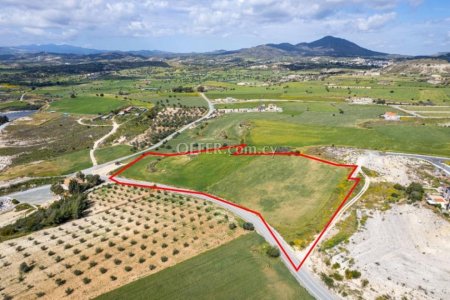 Shared residential field in Anafotida Larnaca - 2