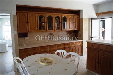 Spacious 3 Bedroom Apartment  In Strovolos Close To Stavrou Avenue - 3