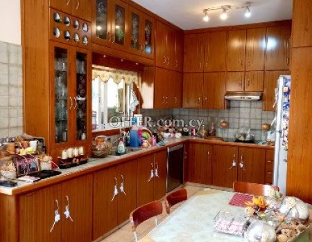 SPS 684 / 3 Bedroom upper house near A. Papadopoulos stadium – For sale - 4