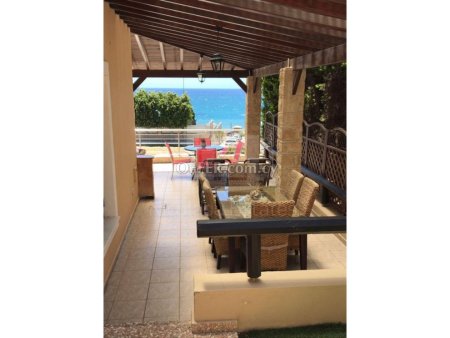 Four bedroom house for rent opposite the beach - 5