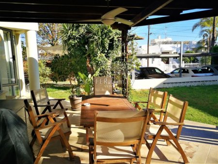 DETACHED 6 BEDROOM HOUSE IN MESA GEITONIA LIMASSOL - 6