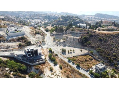 Residential plot for sale in Agios Tychonas - 1