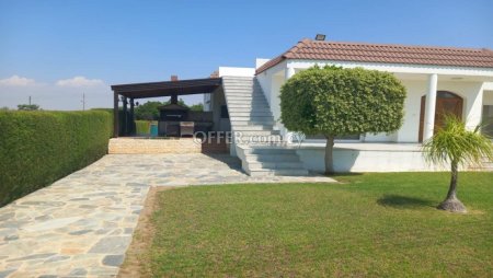 New For Sale €380,000 House 3 bedrooms, Detached Psimolofou Nicosia - 9