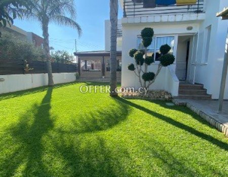 For Sale, Four-Bedroom Contemporary Detached House in Lakatamia - 9