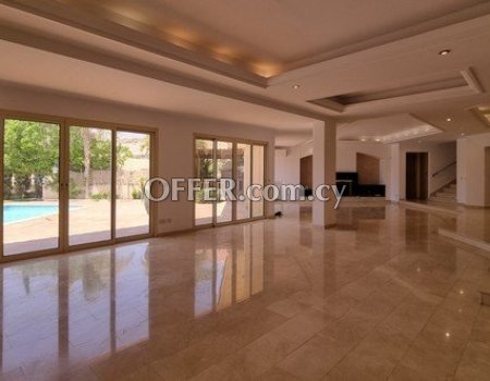 4 Bedroom Villa with Private Pool and Large Mature Gardens - 7
