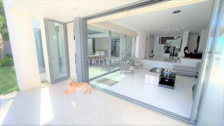 5 Bedroom Detached Villa For Sale Limassol - 3