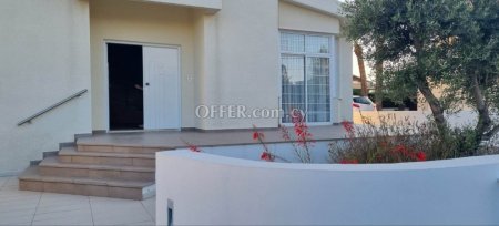 New For Sale €780,000 House 3 bedrooms, Detached Aradippou Larnaca - 1