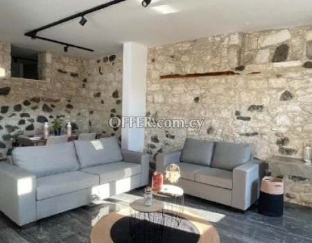 A beautiful 2 bedroom semi-detached house for rent
