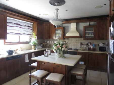 LOVELY  5 BEDROOM FULLY  FURNISHED VILLA WITH  POOL AND ESTABLISHED GARDEN IN KOLOSSI - 4