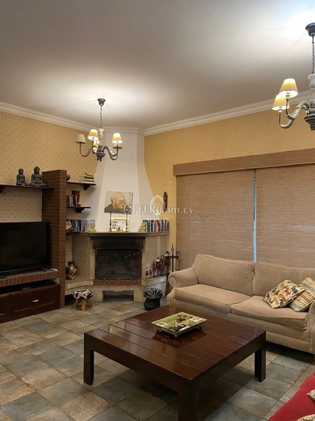 STYLISH 5 BEDROOM PLUS OFFICE SPACE  DETACHED HOUSE IN TRACHONI - 10