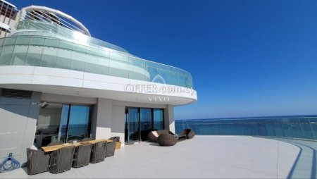 FULLY FURNISHED 4 BEDROOM SEAFRONT PENTHOUSE WITH PANORAMIC SEA VIEW - 9