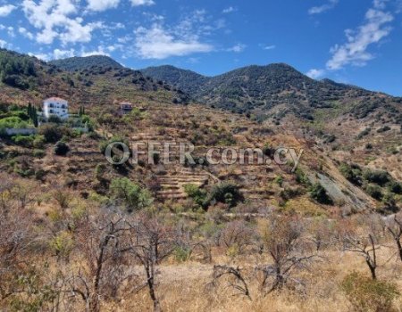 Plot for sale in Alona - 2