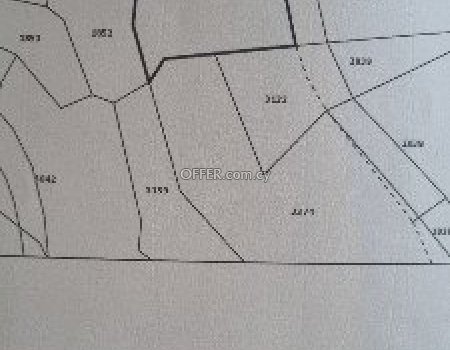Plot for sale in Alona - 6