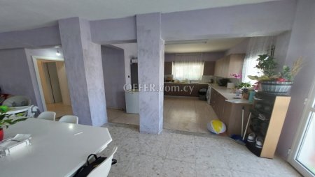 New For Sale €190,000 Apartment 3 bedrooms, Larnaka (Center), Larnaca Larnaca - 5