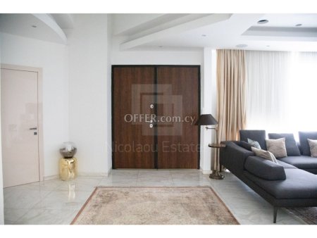 Luxury six bedroom villa in Agios Tychonas area - 4