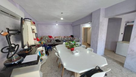 New For Sale €190,000 Apartment 3 bedrooms, Larnaka (Center), Larnaca Larnaca - 4