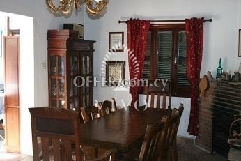 TRADITIONAL 5 BEDROOM STONE BUILT HOUSE IN LANEIA LIMASSOL - 8