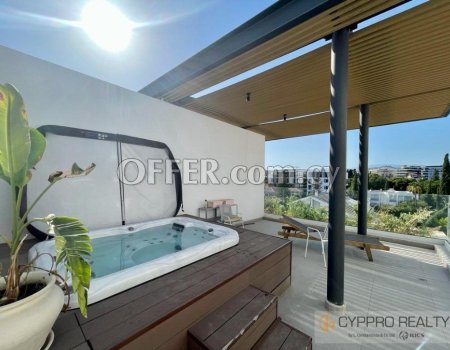 2 Bedroom Penthouse with Roof Garden in Agios Nikolaos