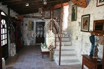 TRADITIONAL 5 BEDROOM STONE BUILT HOUSE IN LANEIA LIMASSOL - 5