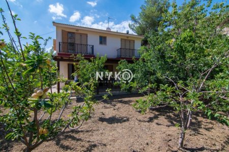 3 bedroom detached house furnished