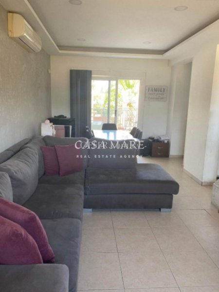 For sale furnished apartment with roof garden in L - 7