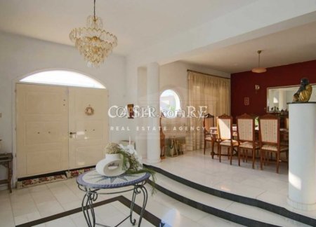 Detached house for sale with swimming pool located in Lakatameia, Nicosia district. - 7