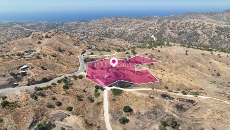 Field in Pano Pyrgos Nicosia